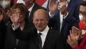 НАПЕТО У НЕМАЧКОЈ, ОГЛАСИО СЕ ШОЛЦ: Грађани желе промену и канцелара Олафа Шолца! НАПЕТО У НЕМАЧКОЈ, ОГЛАСИО СЕ ШОЛЦ: Грађани желе промену и канцелара Олафа Шолца!