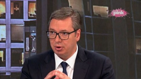 TAČNO U 21 ČAS: Vučić večeras u Hit tvitu TAČNO U 21 ČAS: Vučić večeras u Hit tvitu