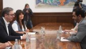 ВУЧИЋ СА АЛ ДАХЕРИЈЕМ: Председник се састао са амбасадором Уједињених Арапских Емирата ВУЧИЋ СА АЛ ДАХЕРИЈЕМ: Председник се састао са амбасадором Уједињених Арапских Емирата