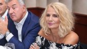 МИЛО ДАЛЕКО ОД БАЈДЕНА: Да ли је посета САД донела бенефите председнику Црне Горе МИЛО ДАЛЕКО ОД БАЈДЕНА: Да ли је посета САД донела бенефите председнику Црне Горе