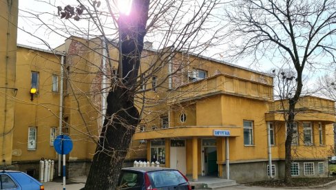 ЗА ТРИ ДАНА ДЕВЕТОРО ПРЕМИНУЛИХ: У Врању хоспитализована 144 ковид пацијента ЗА ТРИ ДАНА ДЕВЕТОРО ПРЕМИНУЛИХ: У Врању хоспитализована 144 ковид пацијента