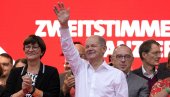 NA PRAGU NOVA NEMAČKA VLADA: SPD podržao koalicioni dogovor sa zelenima i liberalima NA PRAGU NOVA NEMAČKA VLADA: SPD podržao koalicioni dogovor sa zelenima i liberalima
