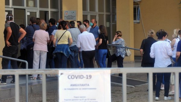 ТАМНИ РЕКОРД КОРОНЕ: Зараза поново галопира Србијом - ковид-центри и болнице пуни младих људи ТАМНИ РЕКОРД КОРОНЕ: Зараза поново галопира Србијом - ковид-центри и болнице пуни младих људи