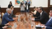 САСТАНАК ВУЧИЋА И ХАРЧЕНКА: Председник разговарао са руским амбасадором САСТАНАК ВУЧИЋА И ХАРЧЕНКА: Председник разговарао са руским амбасадором