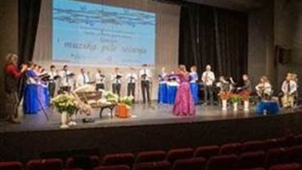 ЈЕДИНСТВЕНИ КОНЦЕРТ СРПСКО-ЈЕВРЕЈСКОГ ПЕВАЧКОГ ДРУШТВА: Прослава 145. рођендана у Позоришту на Теразијама ЈЕДИНСТВЕНИ КОНЦЕРТ СРПСКО-ЈЕВРЕЈСКОГ ПЕВАЧКОГ ДРУШТВА: Прослава 145. рођендана у Позоришту на Теразијама