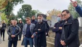 ЈОКСИМОВИЋ ЕМОТИВНО О ЗДРАВКОВИЋУ: Захваљујући њему смо опет пронашли душу! ЈОКСИМОВИЋ ЕМОТИВНО О ЗДРАВКОВИЋУ: Захваљујући њему смо опет пронашли душу!