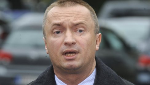 ЈЕЗИВО: Бојан Пајтић потврђује да ће блокадери убијати апсолутно свакога ко им се супротстави (ФОТО)