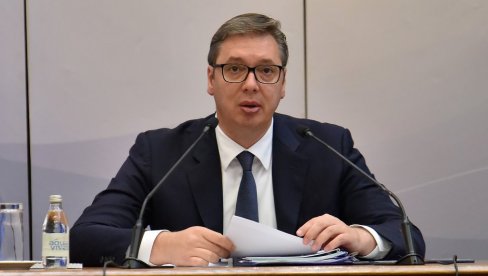 ВУЧИЋ У НИШУ: Српска страна је прихватила компромисни предлог, Росу се повлачи са Јариња и Брњака! ВУЧИЋ У НИШУ: Српска страна је прихватила компромисни предлог, Росу се повлачи са Јариња и Брњака!