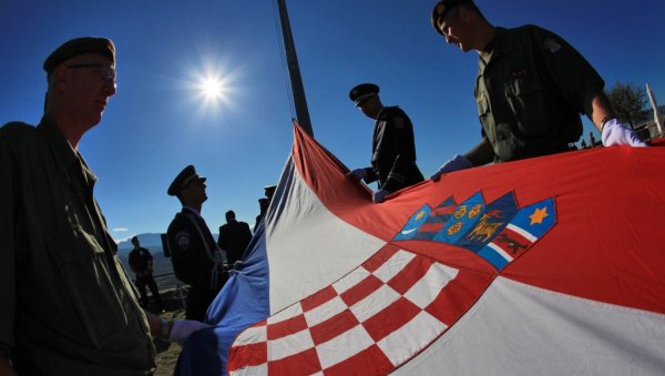 МНОГИ СЕ НЕ СЛАЖУ: Изјава познатог Црногорца о Хрватској изазива бројне реакције широм региона МНОГИ СЕ НЕ СЛАЖУ: Изјава познатог Црногорца о Хрватској изазива бројне реакције широм региона