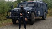 POVREĐEN SRBIN NA KiM: Kolima Hitne pomoći prebačen u KBC Kosovska Mitrovica POVREĐEN SRBIN NA KiM: Kolima Hitne pomoći prebačen u KBC Kosovska Mitrovica