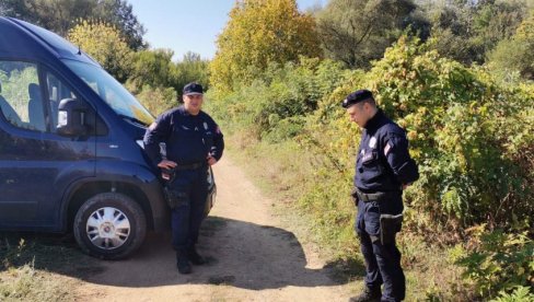 НОВА САЗНАЊА О ТРОСТРУКОМ УБИСТВУ: Ђокићи типовани, убица мислио да носе новац са собом? НОВА САЗНАЊА О ТРОСТРУКОМ УБИСТВУ: Ђокићи типовани, убица мислио да носе новац са собом?