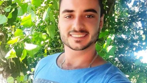 ДРУГА ЖРТВА ТРАГЕДИЈЕ У МОДРИЧИ: После Слободана, преминуо и Драган (32), породица завијена у црно ДРУГА ЖРТВА ТРАГЕДИЈЕ У МОДРИЧИ: После Слободана, преминуо и Драган (32), породица завијена у црно