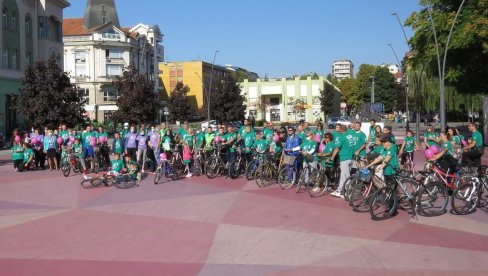 АКЦИЈА У ШАПЦУ: Дај педалу раку и у граду на Сави, више од 100 Шапчана возило бицикле АКЦИЈА У ШАПЦУ: Дај педалу раку и у граду на Сави, више од 100 Шапчана возило бицикле