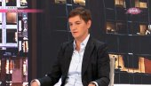 АНА БРНАБИЋ НА ИВИЦИ СУЗА: То је огроман губитак за моју породицу и за наше друштво АНА БРНАБИЋ НА ИВИЦИ СУЗА: То је огроман губитак за моју породицу и за наше друштво