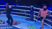 УЗНЕМИРУЈУЋЕ: Боксер преминуо у болници после стравичног нокаута (ВИДЕО) УЗНЕМИРУЈУЋЕ: Боксер преминуо у болници после стравичног нокаута (ВИДЕО)