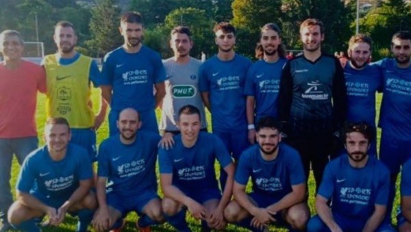 НЕВЕРОВАТНА ФУДБАЛСКА ПРИЧА НАМ ДОЛАЗИ ИЗ ФРАНЦУСКЕ: Возач аутобуса избацио нижелигаша из Купа НЕВЕРОВАТНА ФУДБАЛСКА ПРИЧА НАМ ДОЛАЗИ ИЗ ФРАНЦУСКЕ: Возач аутобуса избацио нижелигаша из Купа
