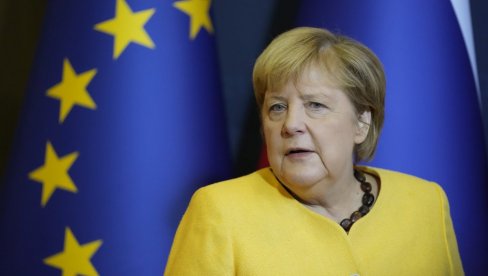 PUTIN JE IZVEO RUSE IZ HAOSA Merkelova: On želi da vrati Rusiji status velesile PUTIN JE IZVEO RUSE IZ HAOSA Merkelova: On želi da vrati Rusiji status velesile
