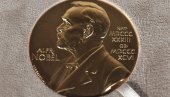 DODELJEN NOBEL ZA FIZIKU: Nagrada ide u ruke dvojice američkih naučnika DODELJEN NOBEL ZA FIZIKU: Nagrada ide u ruke dvojice američkih naučnika