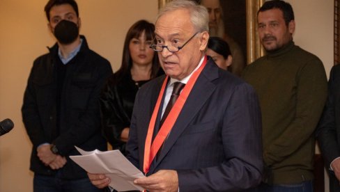 ВУЧЕЛИЋ О ОРДЕНУ СПЦ: Потребни су нам духовно уздизање, помирење и јединство ВУЧЕЛИЋ О ОРДЕНУ СПЦ: Потребни су нам духовно уздизање, помирење и јединство