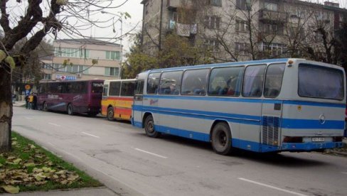 KONTROLA AUTOBUSA KOJI PREVOZE DECU: MUP brine o bezbednosti najmlađih, pregledano 11.000 vozila (FOTO) KONTROLA AUTOBUSA KOJI PREVOZE DECU: MUP brine o bezbednosti najmlađih, pregledano 11.000 vozila (FOTO)