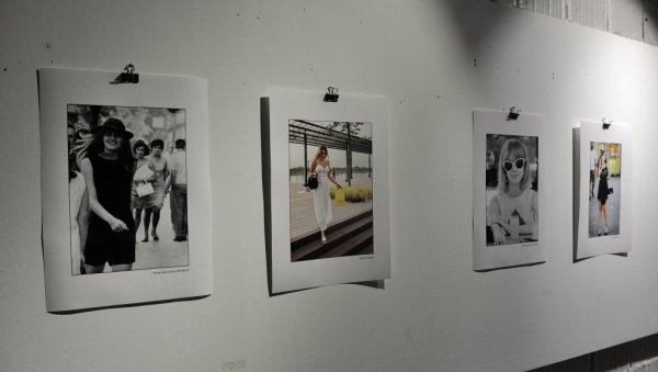 ЛЕПОТА БЕОГРАЂАНКИ: Изложба фотографија посвећена браћи Јовану и Браниславу Ђорђевићу ЛЕПОТА БЕОГРАЂАНКИ: Изложба фотографија посвећена браћи Јовану и Браниславу Ђорђевићу