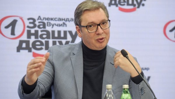 ВУЧИЋ НАКОН СЕДНИЦЕ ПРЕДСЕДНИШТВА СНС: Учинићемо све да грађани имају топлу зиму (ФОТО/ВИДЕО) ВУЧИЋ НАКОН СЕДНИЦЕ ПРЕДСЕДНИШТВА СНС: Учинићемо све да грађани имају топлу зиму (ФОТО/ВИДЕО)