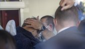 (УЗНЕМИРУЈУЋИ ВИДЕО) ЗЕМАН СЕ НЕ ПОМЕРА: Чешки лидер и српски пријатељ се бори за живот (УЗНЕМИРУЈУЋИ ВИДЕО) ЗЕМАН СЕ НЕ ПОМЕРА: Чешки лидер и српски пријатељ се бори за живот