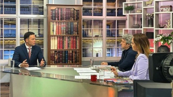 МИНИСТАР МАЛИ: 1. новембра почиње исплата 30 евра свим грађанима МИНИСТАР МАЛИ: 1. новембра почиње исплата 30 евра свим грађанима