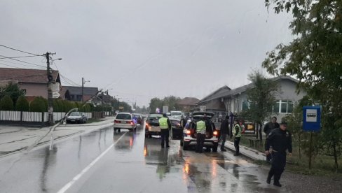 ТЕШКА НЕСРЕЋА НА ПУТУ ЧАЧАК—КРАЉЕВО: Старица погинула док је чекала аутобус ТЕШКА НЕСРЕЋА НА ПУТУ ЧАЧАК—КРАЉЕВО: Старица погинула док је чекала аутобус