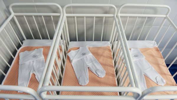 ЛАКША ПОТРАГА ЗА НЕСТАЛИМ БЕБАМА: Изменама закона о националном ДНК регистру формира се нова посебна база података ЛАКША ПОТРАГА ЗА НЕСТАЛИМ БЕБАМА: Изменама закона о националном ДНК регистру формира се нова посебна база података