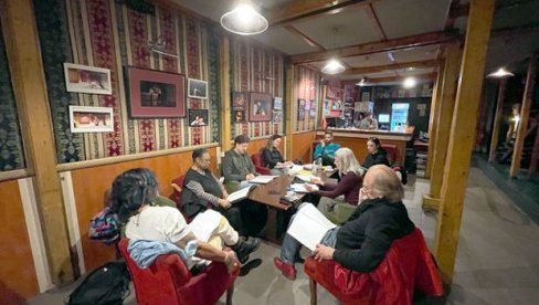 SAGA O BALKANSKOJ PORODICI: Predstavu Balkan Bordello Atelje 212 priprema u saradnji sa čuvenim Teatrom La mama iz NJujorka SAGA O BALKANSKOJ PORODICI: Predstavu Balkan Bordello Atelje 212 priprema u saradnji sa čuvenim Teatrom La mama iz NJujorka