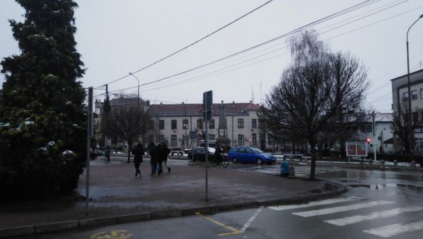ПРИКУПЉАЊЕ СТАКЛЕНЕ АМБАЛАЖЕ: Акција примарне селекције отпада ПРИКУПЉАЊЕ СТАКЛЕНЕ АМБАЛАЖЕ: Акција примарне селекције отпада