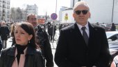 TRAŽI SANKCIJE ZA GRAĐANE SRBIJE, JER GA NE ŽELE ZA GOSPODARA: Reakcije na izjave Dragana Đilasa i Marinike Tepić (FOTO)