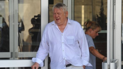 ЛЕГЕНДА ЗВЕЗДЕ У БОЛНИЦИ: Цветковић има упалу плућа ЛЕГЕНДА ЗВЕЗДЕ У БОЛНИЦИ: Цветковић има упалу плућа