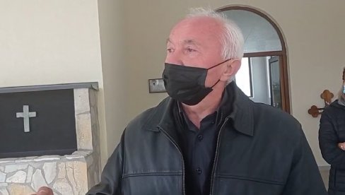 ВЕРА ПРЕМИНУЛА УСРЕД ХАОСА НА КИМ: Муж несрећне жене - Ништа се није видело од сузавца, ја сам издржао, а она није ВЕРА ПРЕМИНУЛА УСРЕД ХАОСА НА КИМ: Муж несрећне жене - Ништа се није видело од сузавца, ја сам издржао, а она није