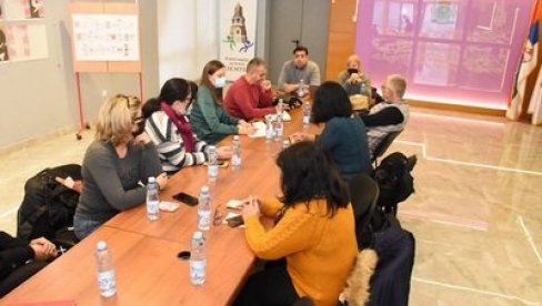 MAPIRANJE ROMSKIH NASELJA: Sastanak u GO Zemun MAPIRANJE ROMSKIH NASELJA: Sastanak u GO Zemun