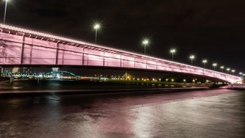 СИМБОЛИ БЕОГРАДА ВЕЧЕРАС У РОЗЕ БОЈИ: Поруке подршке у борби против рака дојке СИМБОЛИ БЕОГРАДА ВЕЧЕРАС У РОЗЕ БОЈИ: Поруке подршке у борби против рака дојке