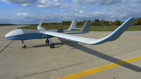 KINESKIM DRONOM ČUVAJU SRPSKO NEBO: Novosti u Lađevcima, sa pripadnicima 353. izviđačke eskadrile KINESKIM DRONOM ČUVAJU SRPSKO NEBO: Novosti u Lađevcima, sa pripadnicima 353. izviđačke eskadrile