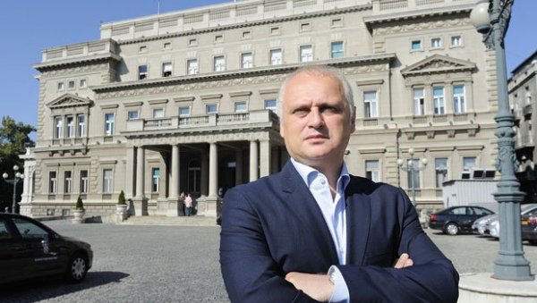 НОВОСТИ САЗНАЈУ: Горан Весић десна рука Вучићу за кампању НОВОСТИ САЗНАЈУ: Горан Весић десна рука Вучићу за кампању