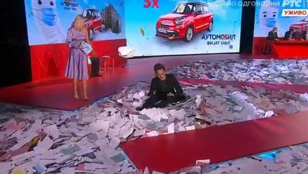 СЛОБОДАН ТРКУЉА ЈОЈ ДОНЕО СРЕЋУ: Познато ко је добио стан у петом колу наградне игре Узми рачун и победи 2021 СЛОБОДАН ТРКУЉА ЈОЈ ДОНЕО СРЕЋУ: Познато ко је добио стан у петом колу наградне игре Узми рачун и победи 2021