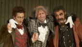 HAMLET NA SCENI I U MAJICI: Masker i vlasuljar Marko Dukić o radu u pozorištu (FOTO) HAMLET NA SCENI I U MAJICI: Masker i vlasuljar Marko Dukić o radu u pozorištu (FOTO)