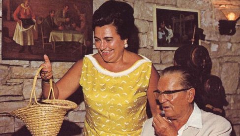 MISTERIJA SEFA 555 : Najduži ostavinski postupak u Srbiji - Hoće li biti otkriven naslednik Titovog bogatstva? MISTERIJA SEFA 555 : Najduži ostavinski postupak u Srbiji - Hoće li biti otkriven naslednik Titovog bogatstva?