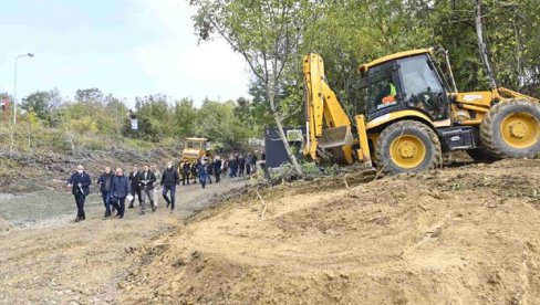 ЗА ДЕЦУ МИРИЈЕВА НОВО ОБДАНИШТЕ: Горан Весић на ГО Звездара поводом дана општине ЗА ДЕЦУ МИРИЈЕВА НОВО ОБДАНИШТЕ: Горан Весић на ГО Звездара поводом дана општине