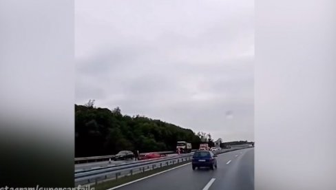 OTKRIVENO ŠTA SE DESILO SA SLUPANIM FERARIJEM: Ovako je došlo do nezgode u kojoj je uništen auto vredan oko 200.000 evra OTKRIVENO ŠTA SE DESILO SA SLUPANIM FERARIJEM: Ovako je došlo do nezgode u kojoj je uništen auto vredan oko 200.000 evra