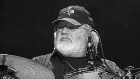 TUŽNA VEST POGODILA MUZIČKI SVET: Peminuo legendarni bubnjar Roni Tut, desna ruka kralja rokenrola TUŽNA VEST POGODILA MUZIČKI SVET: Peminuo legendarni bubnjar Roni Tut, desna ruka kralja rokenrola