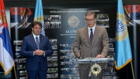 НЕ ВРЕЂАЈТЕ НАМ ИНТЕЛИГЕНЦИЈУ: Председник о реакцијама на изјаву да је Британија умешана у немире на КиМ НЕ ВРЕЂАЈТЕ НАМ ИНТЕЛИГЕНЦИЈУ: Председник о реакцијама на изјаву да је Британија умешана у немире на КиМ