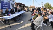 ОДВОД НАЈВАЖНИЈИ: Покретна канцеларија Горана Весића стигла до села у околини Младеновца ОДВОД НАЈВАЖНИЈИ: Покретна канцеларија Горана Весића стигла до села у околини Младеновца
