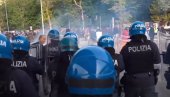 ТРСТ ЦРНИ ПРИМЕР ИТАЛИЈЕ: Протести против ковид пропусница пуне болнице зараженима ТРСТ ЦРНИ ПРИМЕР ИТАЛИЈЕ: Протести против ковид пропусница пуне болнице зараженима
