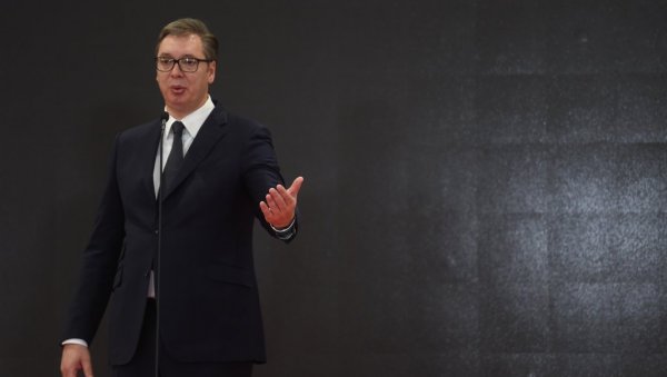 ВУЧИЋ О БАТИНАШУ ИЗ ШАПЦА: Сигуран сам да тужилаштво ради свој посао ВУЧИЋ О БАТИНАШУ ИЗ ШАПЦА: Сигуран сам да тужилаштво ради свој посао
