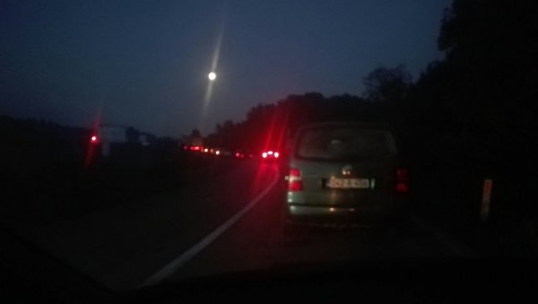 САОБРАЋАЈНА НЕСРЕЋА НА МАГИСТРАЛИ КОД ДРУГОВИЋА: Повређене три особе, формирала се колона САОБРАЋАЈНА НЕСРЕЋА НА МАГИСТРАЛИ КОД ДРУГОВИЋА: Повређене три особе, формирала се колона